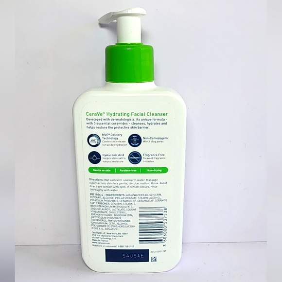 NWT bottle of CeraVe facial cleanser - Picture 2 of 2